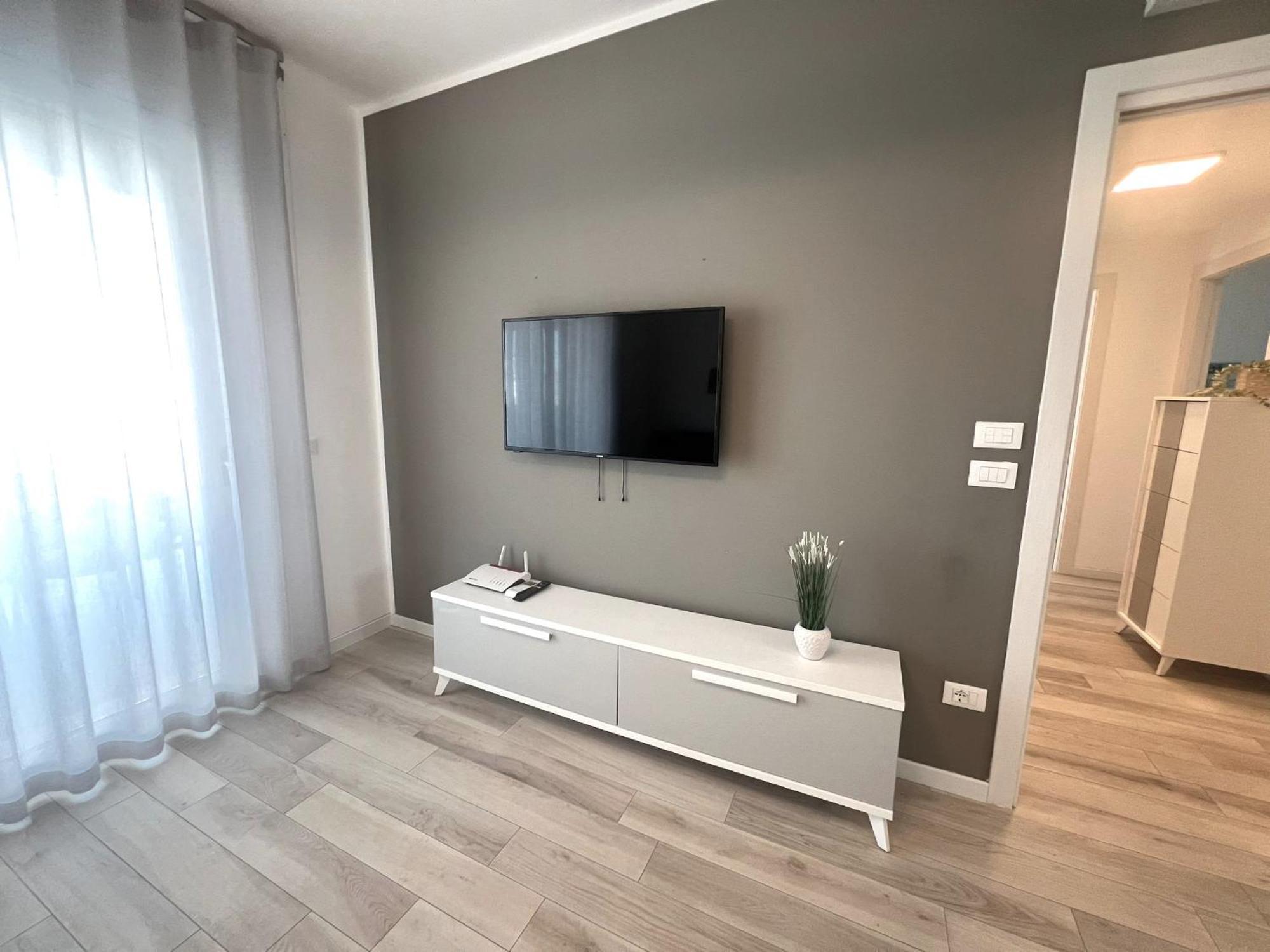 Sun Beach Residence Con Piscina - Piazza Brescia - Adria Holiday Jesolo - Family Apartments Habitación foto