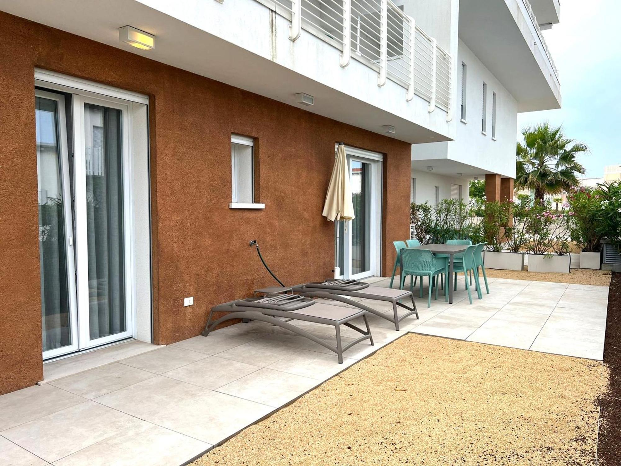 Sun Beach Residence Con Piscina - Piazza Brescia - Adria Holiday Jesolo - Family Apartments Exterior foto